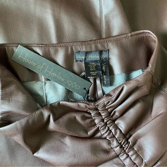 House of Harlow 1960 | Ruched Faux Leather Pencil Skirt Thigh Slit - Picture 5 of 6